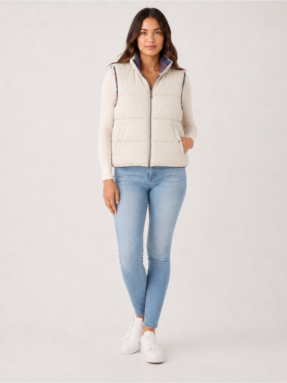 American Eagle Reversible Plaid Cream Puffer Vest Women’s XL